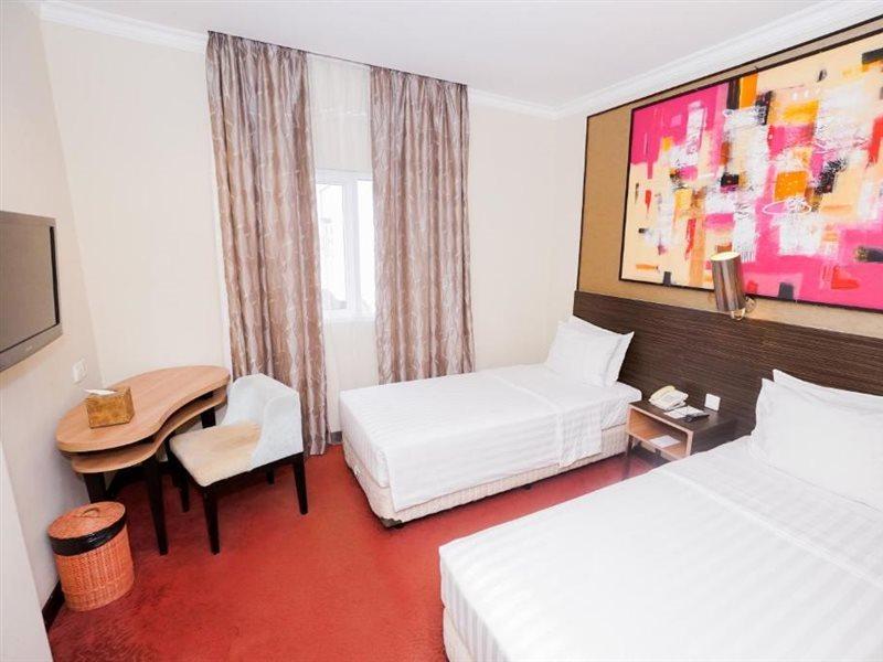 Brits Hotel Pangkalanbuun Exterior photo