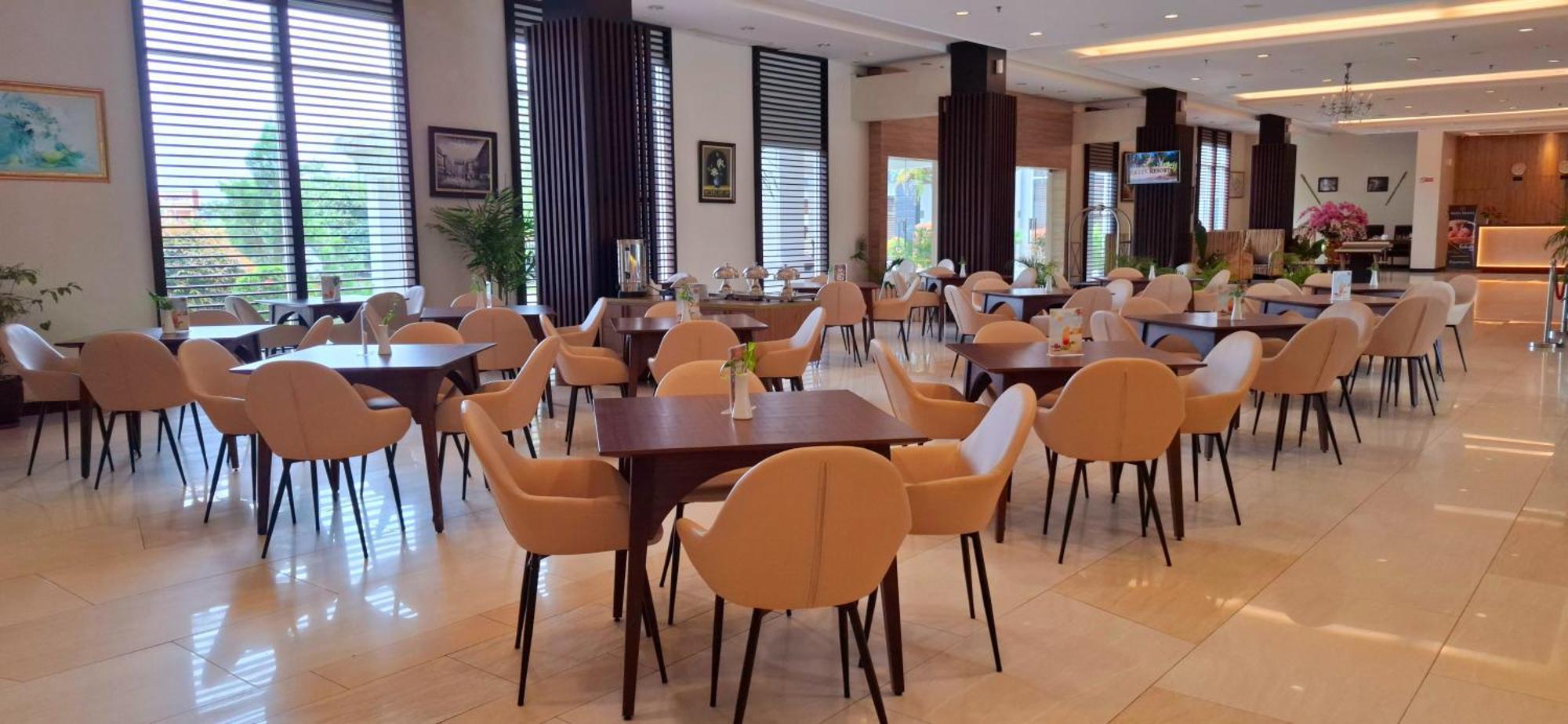 Brits Hotel Pangkalanbuun Exterior photo