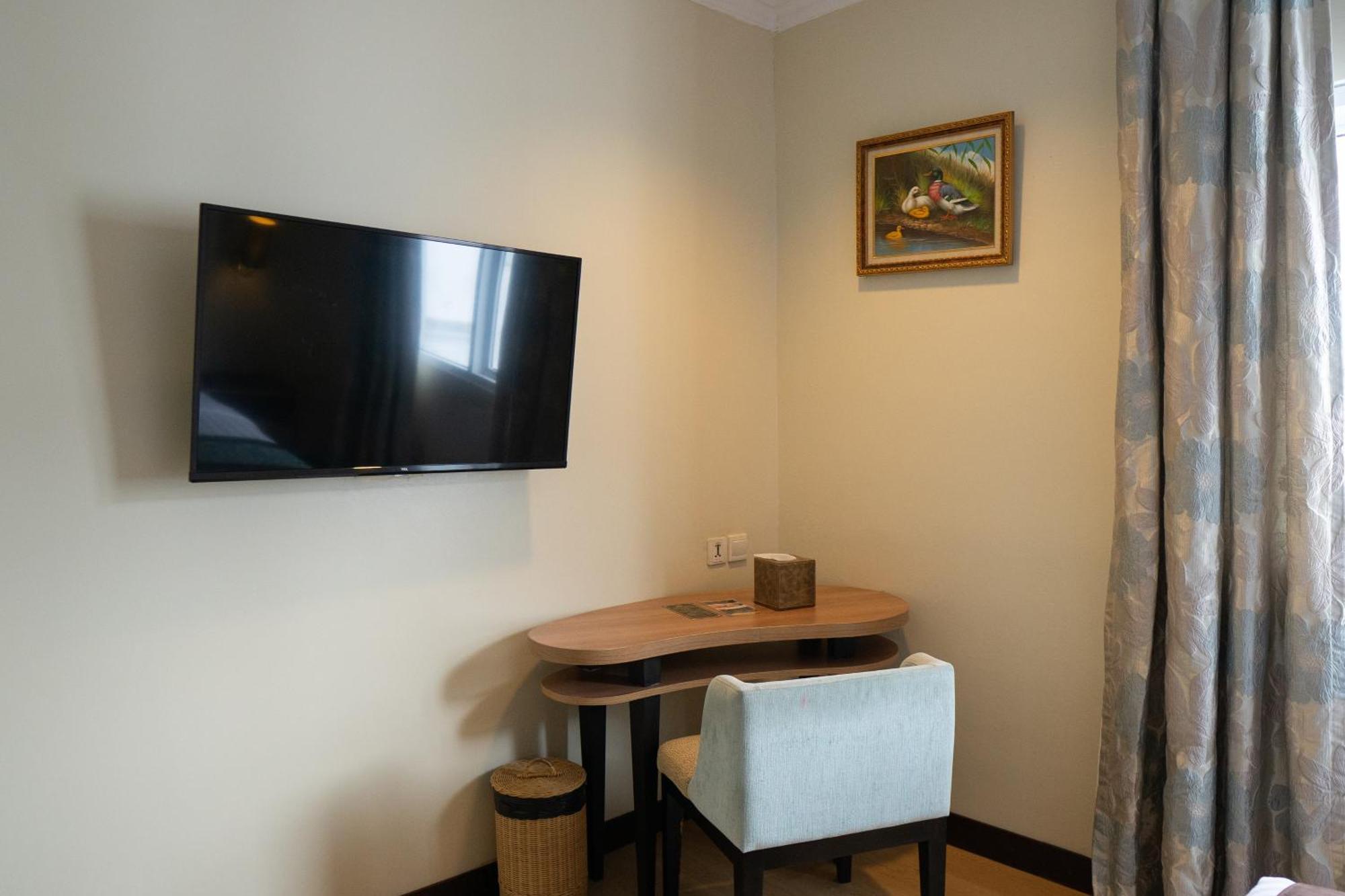 Brits Hotel Pangkalanbuun Exterior photo