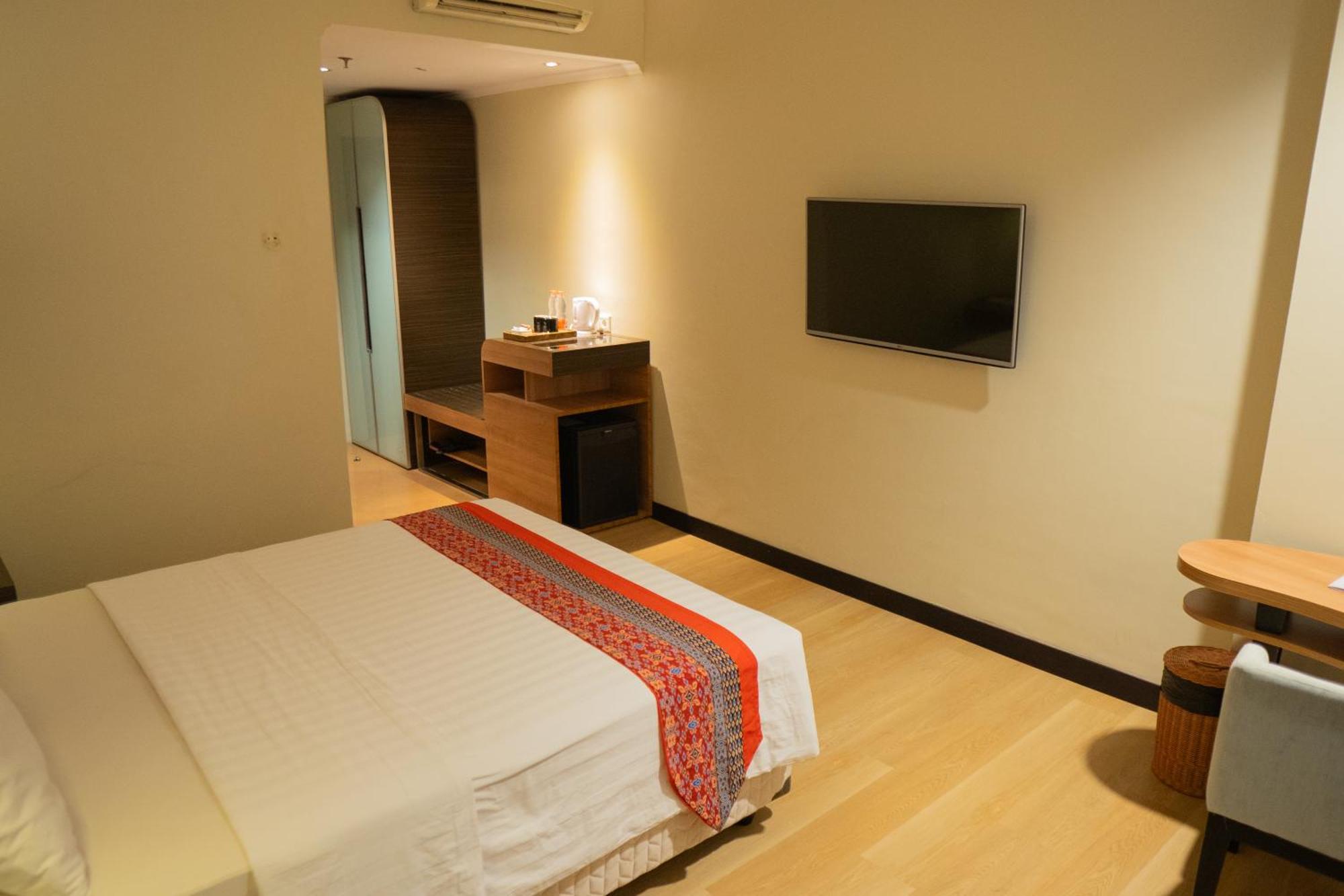 Brits Hotel Pangkalanbuun Exterior photo